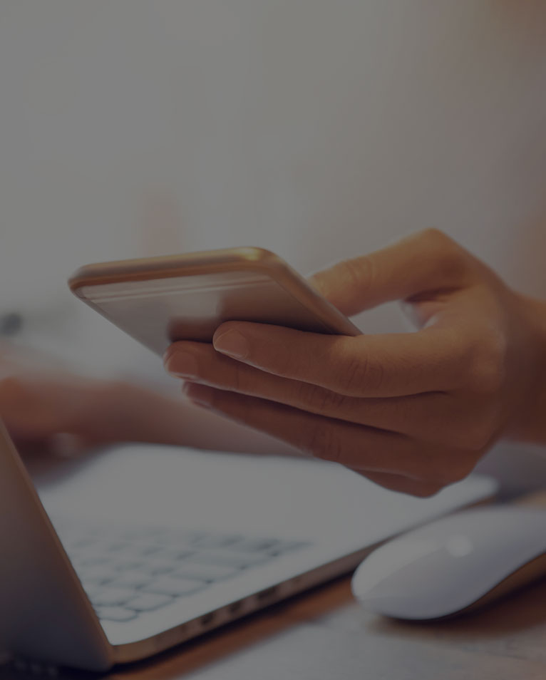 Neem gerust contact op met ons. We zijn er voor u.